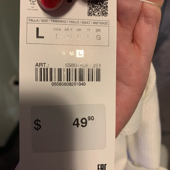 Cold shoulder white Zara dress - Picture 4 of 4